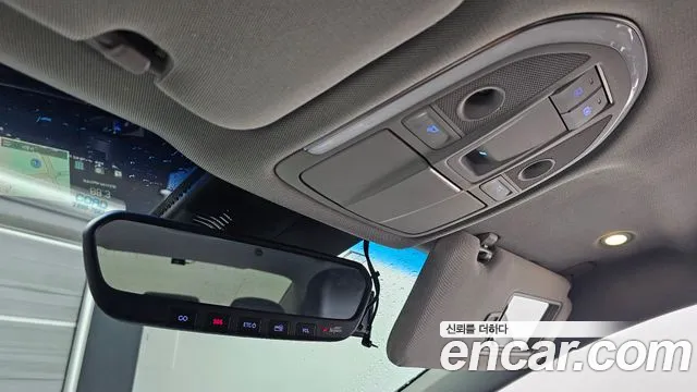 Genesis G80 2018 thumb 8