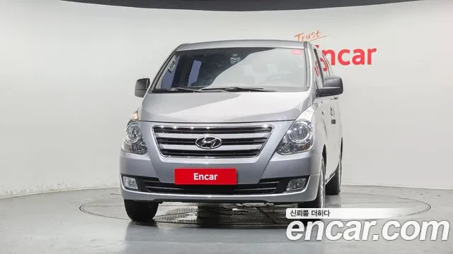 Hyundai Staria 2017 thumb 10