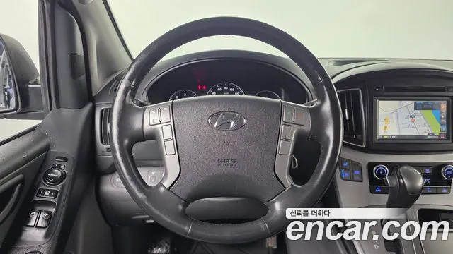 Hyundai Staria 2017 thumb 6