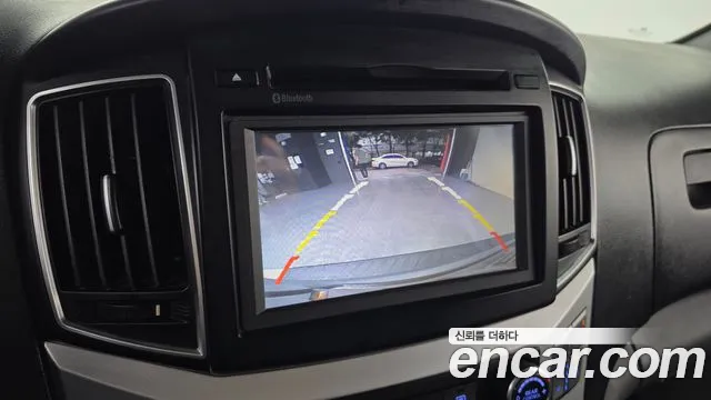 Hyundai Staria 2017 thumb 9