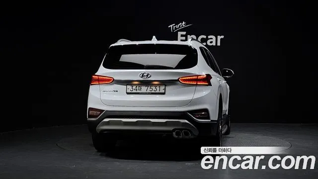 Hyundai Santa Fe 2019 thumb 7