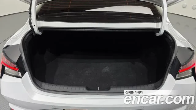 Hyundai Elantra 2020 thumb 3