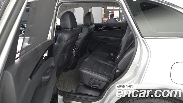 Kia Sorento 2018 thumb 11