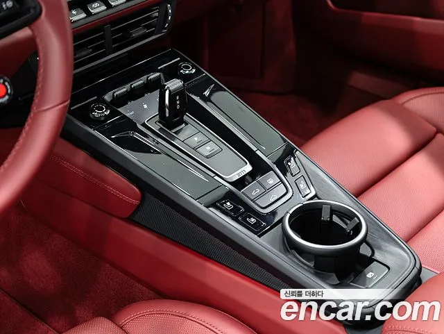 Porsche 911 2025 thumb 3