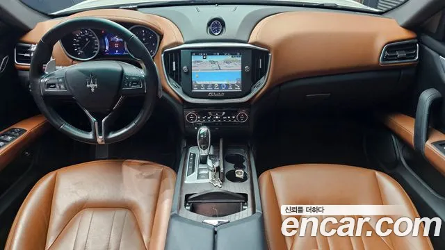 Maserati Ghibli 2016 thumb 3