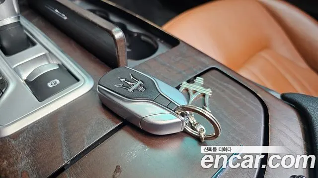 Maserati Ghibli 2016 thumb 6