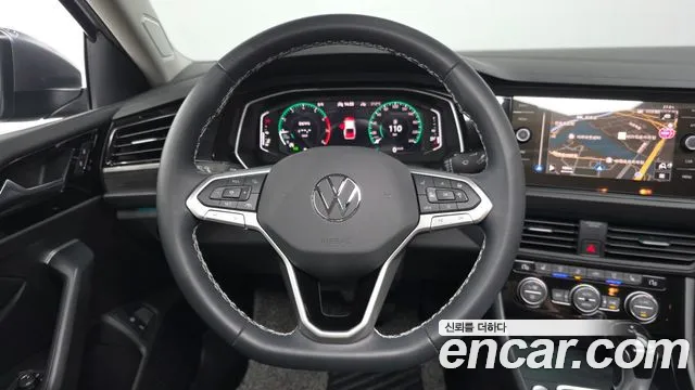 Volkswagen Jetta 2024 thumb 8
