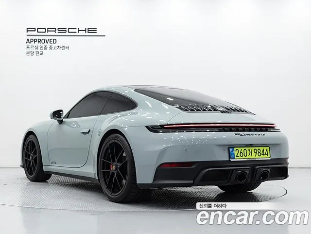 Porsche 911 2025 thumb 5