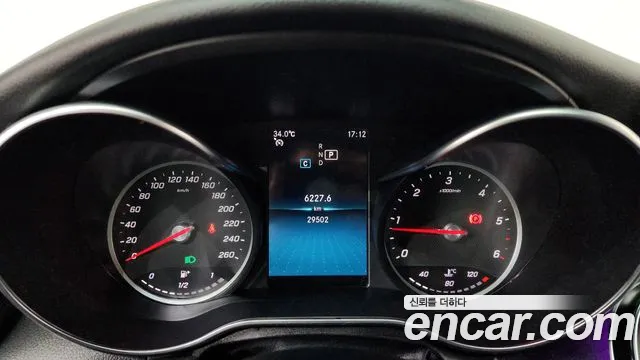 Mercedes-Benz C-Class 2019 thumb 11