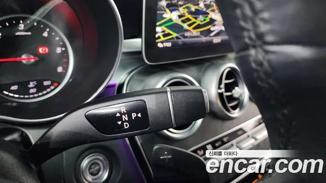 Mercedes-Benz C-Class 2019 thumb 7