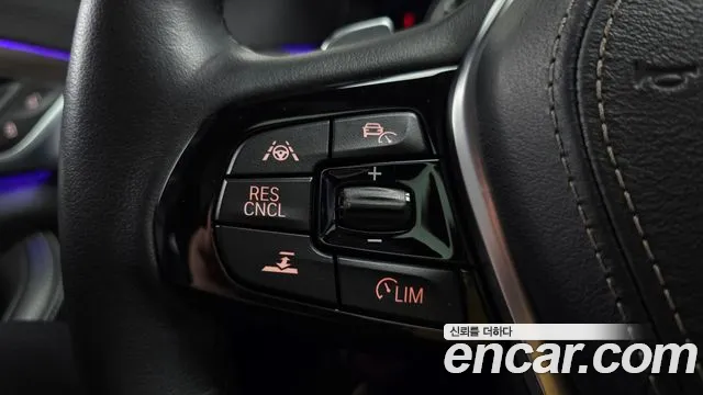 BMW 5 серии 2017 thumb 2