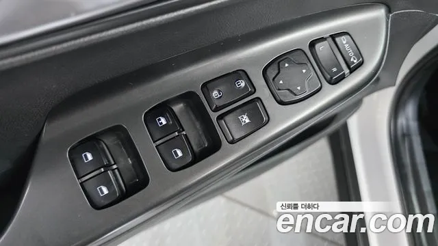 Hyundai Kona 2021 thumb 4