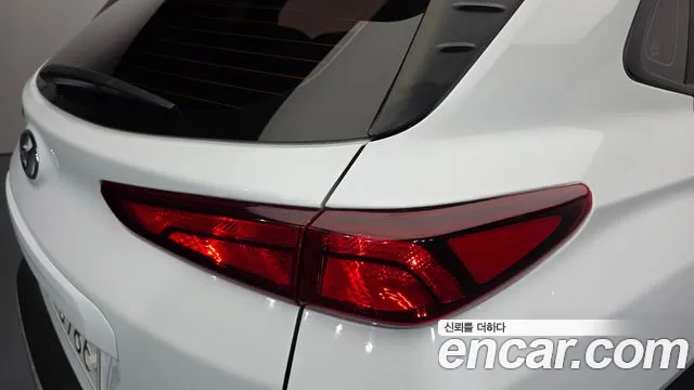 Hyundai Kona 2021 thumb 6