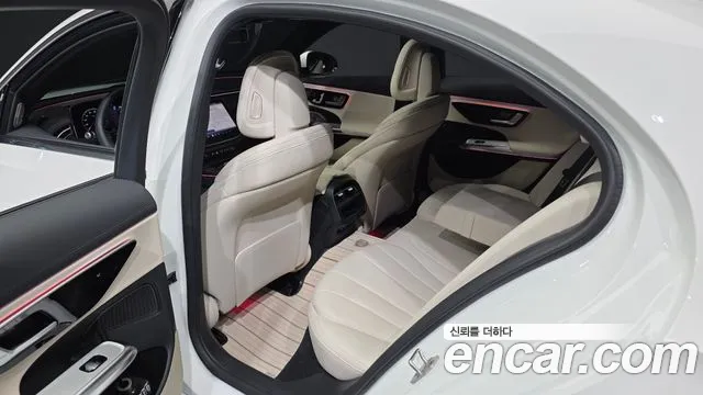 Mercedes-Benz E-Class 2026 thumb 9