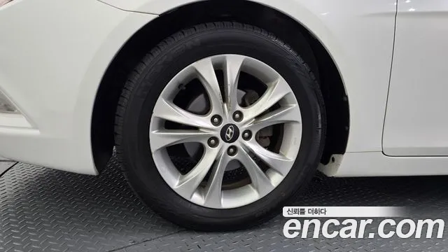 Hyundai Sonata 2012 thumb 9