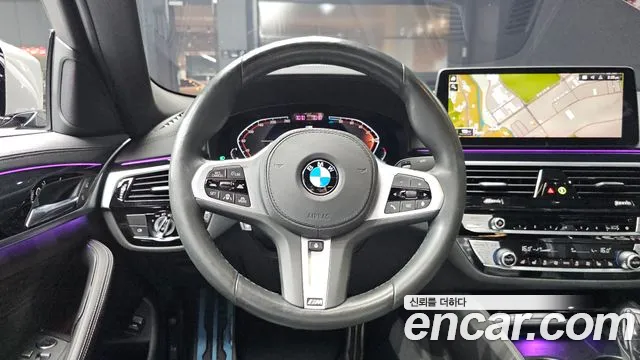 BMW 5 серии 2020 thumb 11