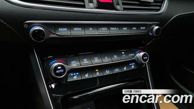 Hyundai Grandeur 2017 thumb 2