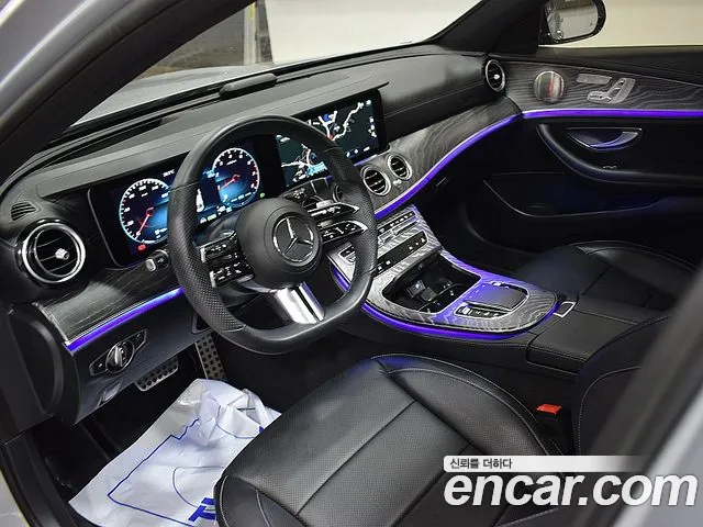 Mercedes-Benz E-Class 2022 thumb 10