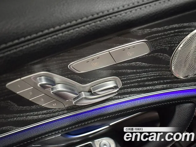 Mercedes-Benz E-Class 2022 thumb 6