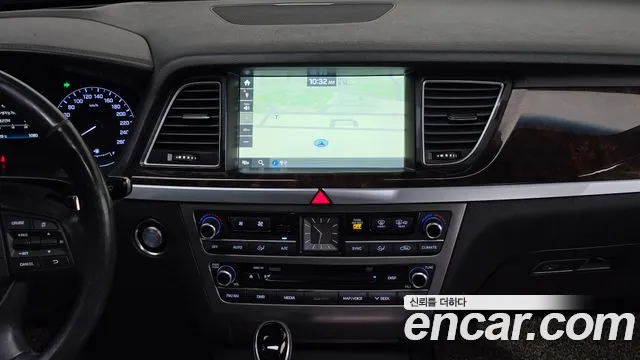 Hyundai Genesis 2016 thumb 2