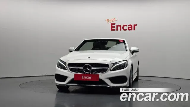 Mercedes-Benz C-Class 2017 thumb 11