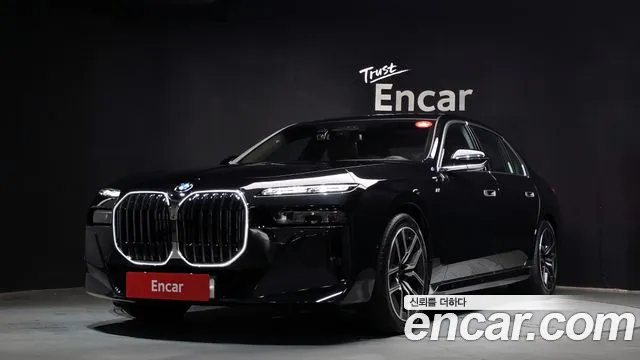 BMW 7 серии 2025 thumb 4