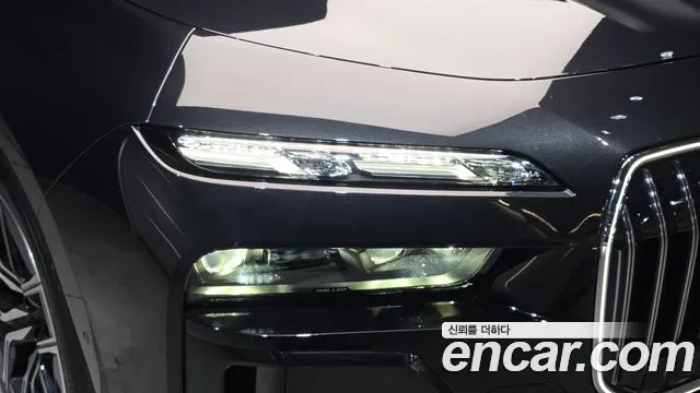 BMW 7 серии 2025 thumb 10