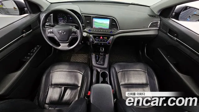 Hyundai Avante 2017 thumb 11