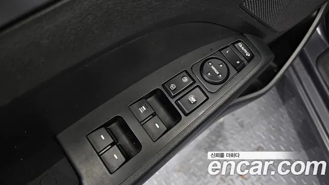 Hyundai Avante 2017 thumb 12