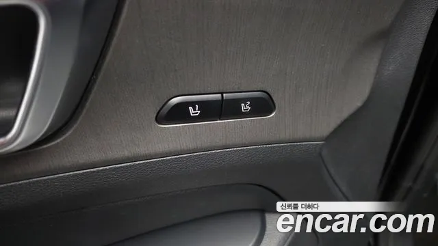 Kia Sportage 2025 thumb 3