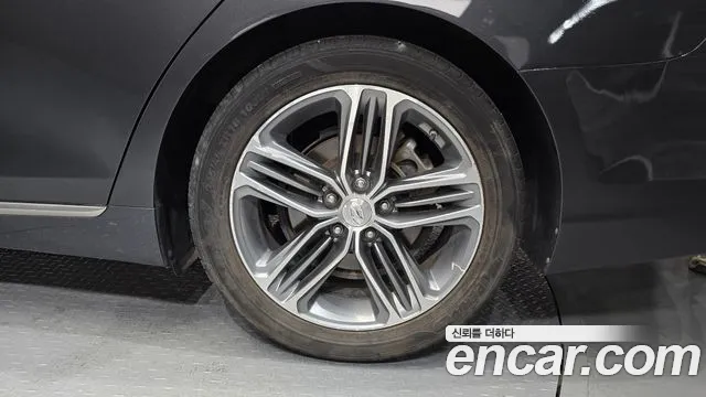 Hyundai Grandeur 2018 thumb 9