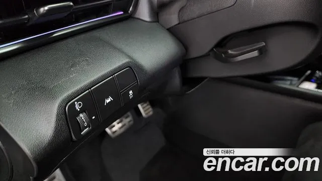 Hyundai Elantra 2022 thumb 9