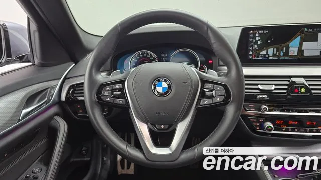 BMW 5 серии 2017 thumb 8