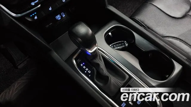 Hyundai Santa Fe 2019 thumb 11