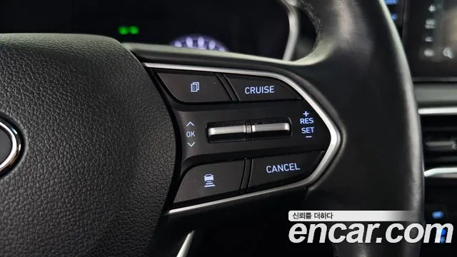 Hyundai Santa Fe 2019 thumb 8