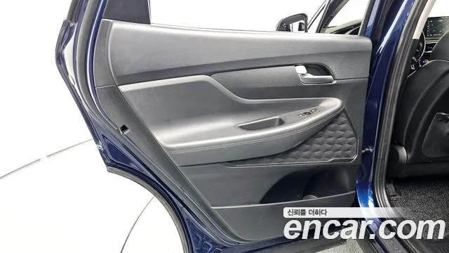 Hyundai Santa Fe 2019 thumb 10