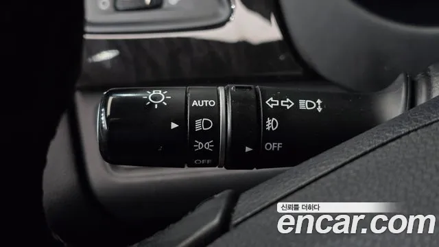 Hyundai Grandeur 2015 thumb 2