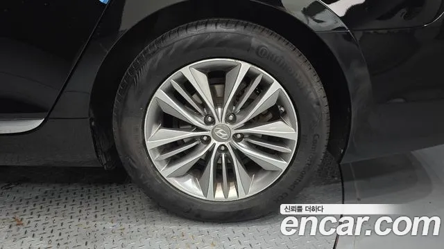 Hyundai Grandeur 2015 thumb 12
