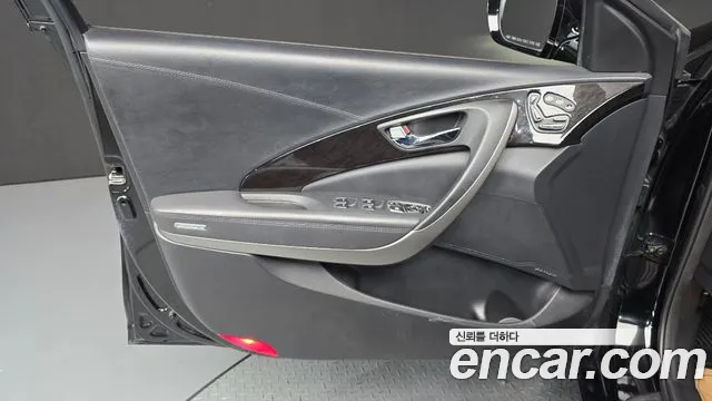 Hyundai Grandeur 2015 thumb 8