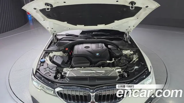 BMW 3 серии 2021 thumb 10