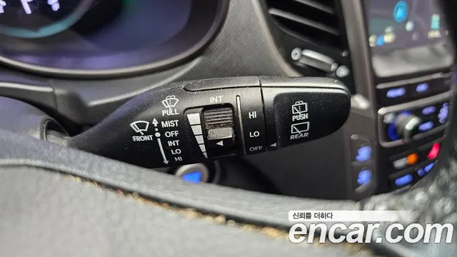 Hyundai Santafe 2015 thumb 7