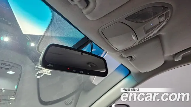 Hyundai Santafe 2015 thumb 12