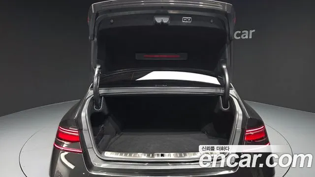 Genesis G90 2022 thumb 10