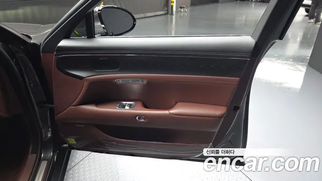 Genesis G90 2022 thumb 4