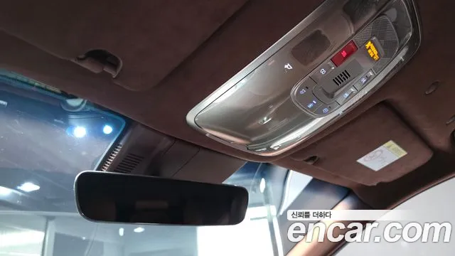 Genesis G90 2022 thumb 12