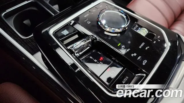 BMW 7 серии 2025 thumb 11