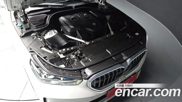 BMW 5 серии 2023 thumb 4