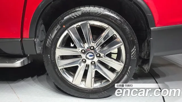 KGM Rexton 2018 thumb 2