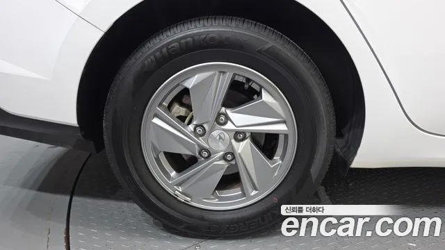 Hyundai Avante 2023 thumb 6