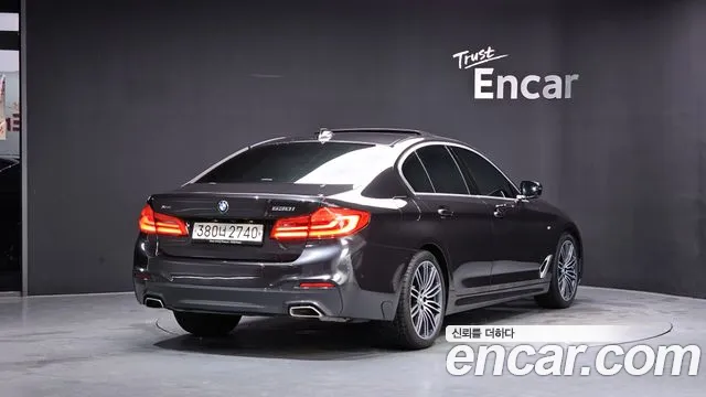 BMW 5 серии 2020 thumb 10